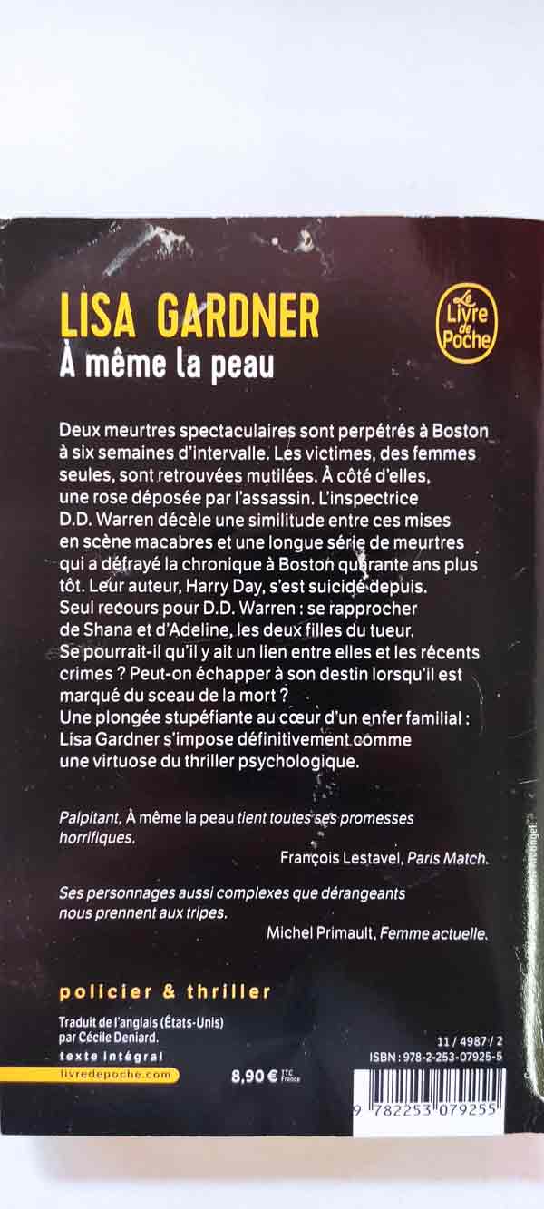 A même la peau : livres pas cher d'occasion, de seconde main de l'association Lire et Créer